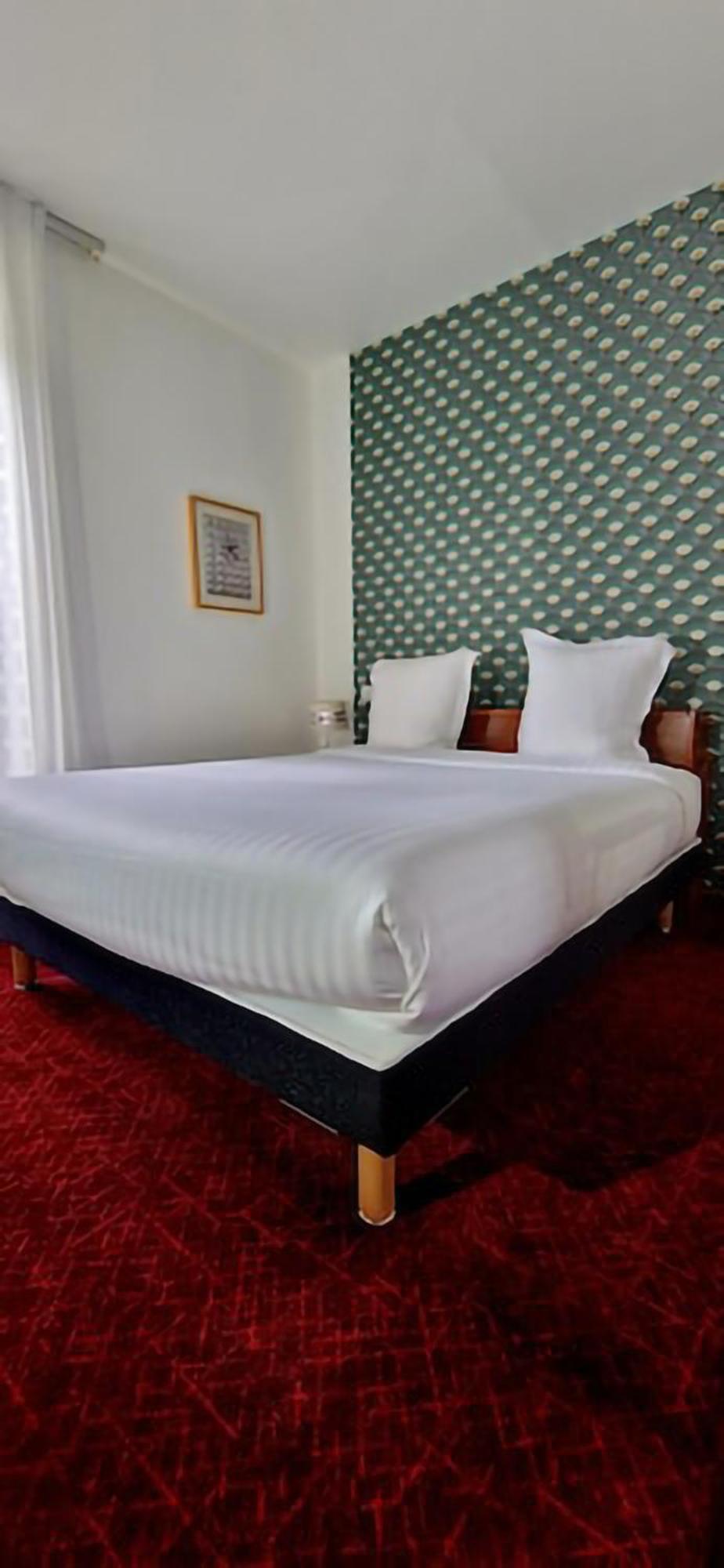 Brit Hotel Essentiel Pontivy Robic Экстерьер фото